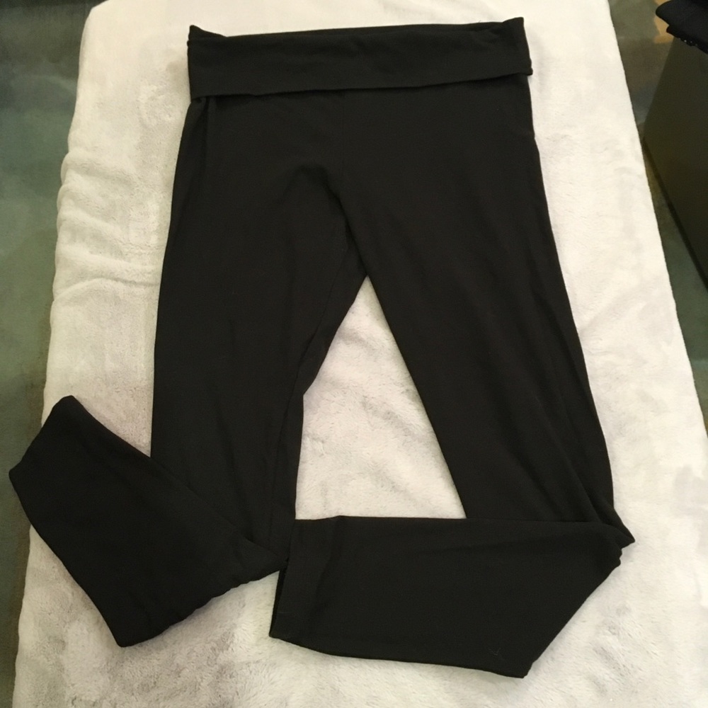 Victoria’s Secret black leggings